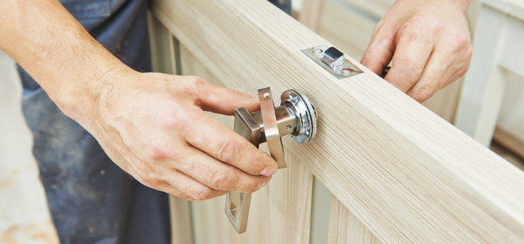 interior door repair Moncton
